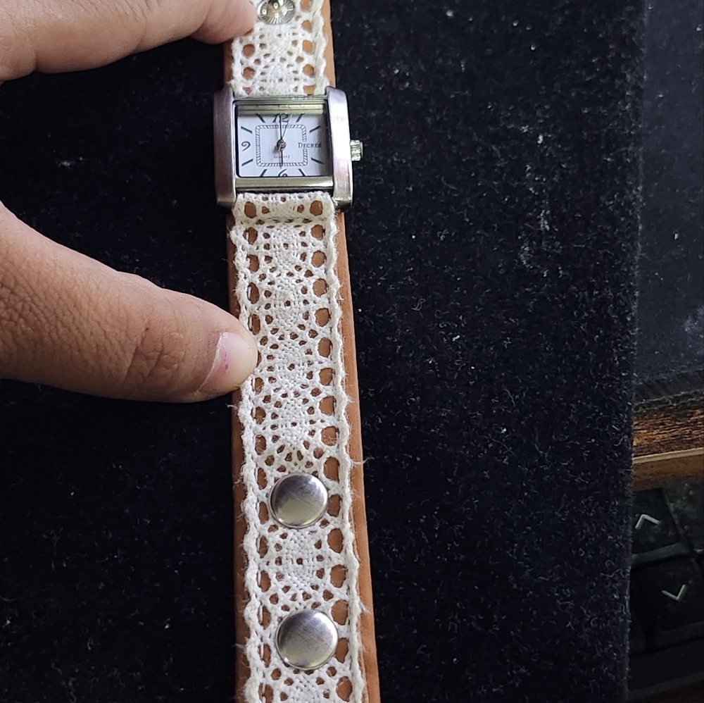 💜Decree Watch - Picture 3 of 8